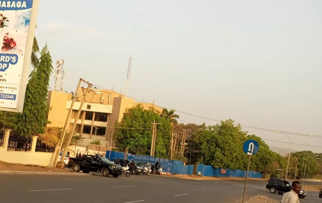 As Kanu's trial continues, DSS agents seize control of the proceedings.