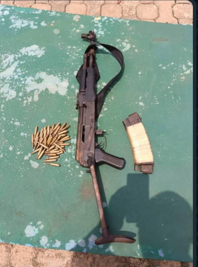 Anambra police recover weaponry and search the kidnappers' hideout.