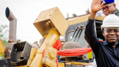 30KM OF THE AROCHUKWU-OZUABAM ROAD IS FLAGGED OFF BY GOV OTTI, SAYS THAT NO PART OF ABIA WOULD BE LEFT BEHIND