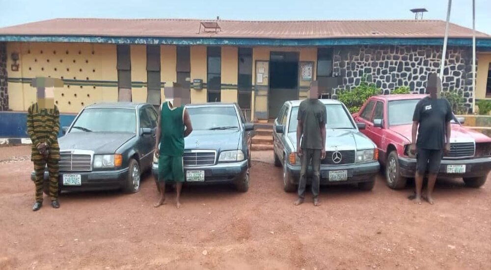 In Enugu, police detain a car-stealing syndicate