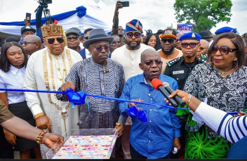 Rivers: Otti affirms God is the source of power and praises Fubara.